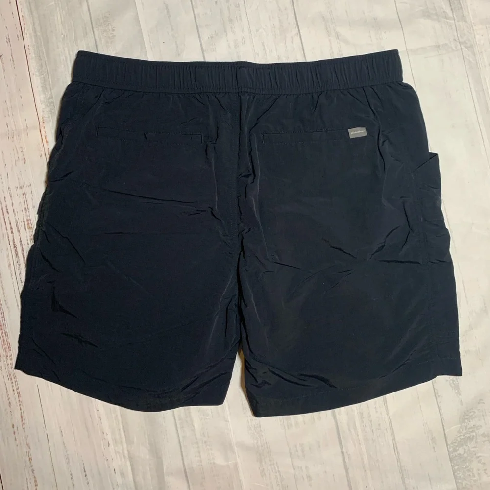 Eddie Bauer Ripstop Tech Shorts Men Black Cargo Pockets Elastic Waist. Size L.